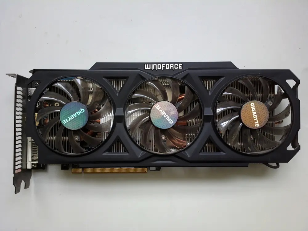 Gigabyte Radeon R9 280